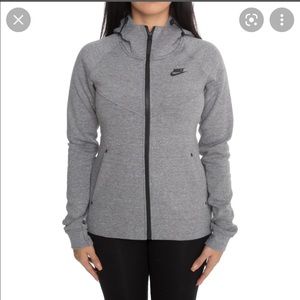 Nike sportswear tech fleece full zip in Heather grey size M